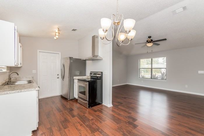 1864 Shannon Lake Dr - Photo 5 of 13