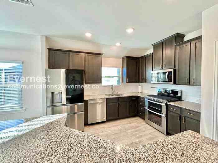 11416 Culberson Dr - Photo 2 of 25