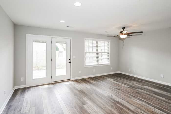 212 Signature Place #6 - Photo 4 of 12