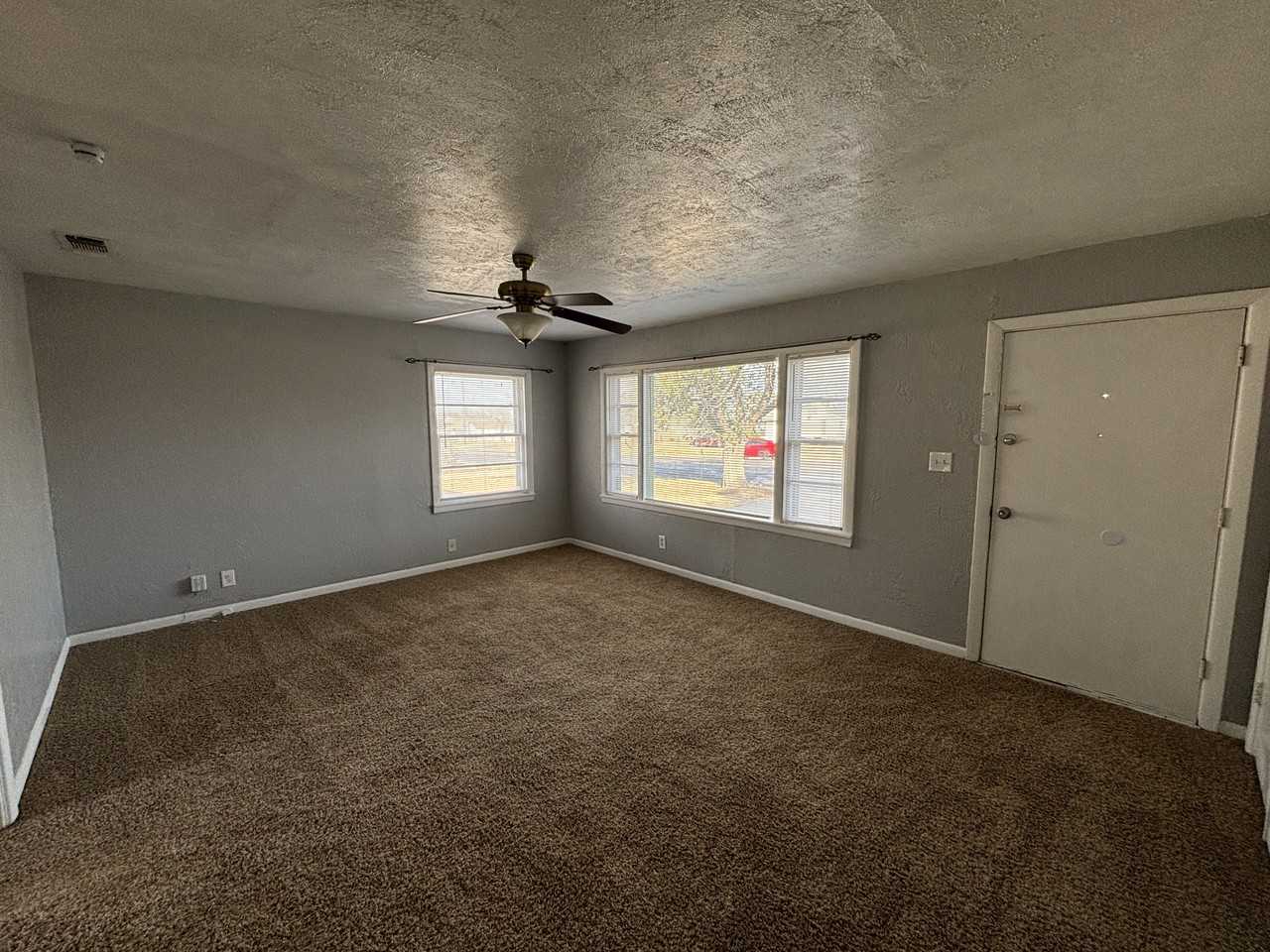 303 N Western St #NA - Photo 2 of 13