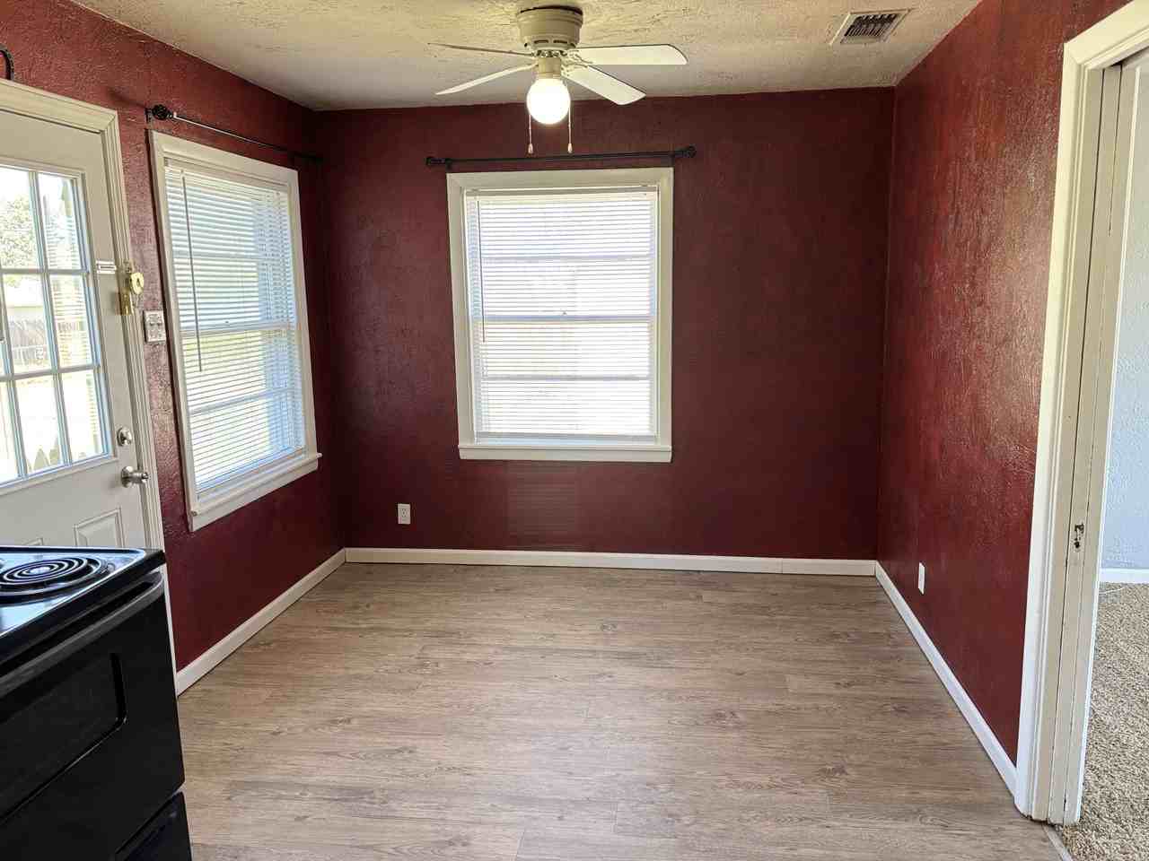 303 N Western St #NA - Photo 4 of 13