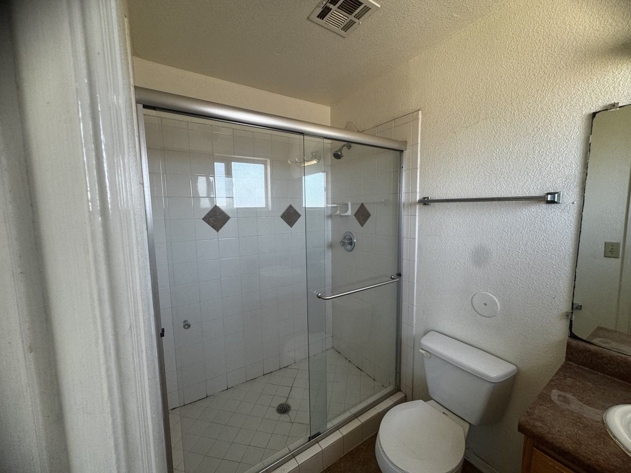 8715 Independence Drive #3 - Photo 2 of 9