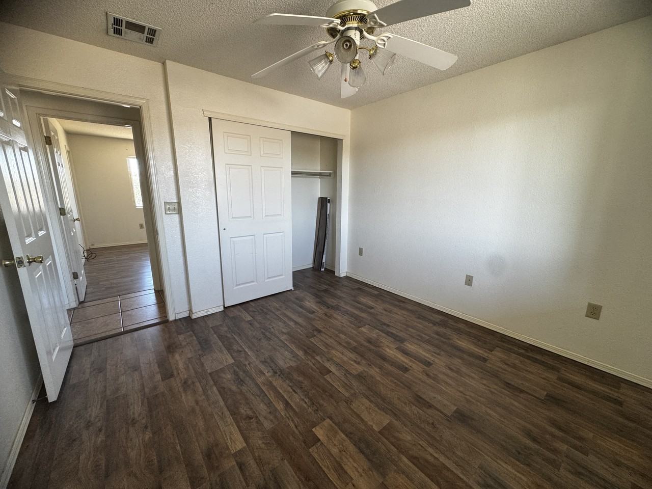 8715 Independence Drive #3 - Photo 4 of 9