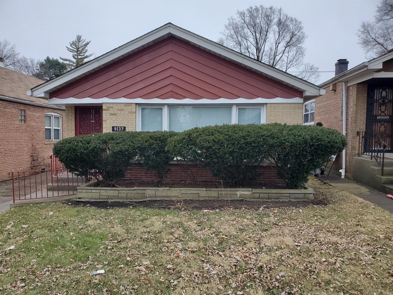 9137 South Luella Avenue #1