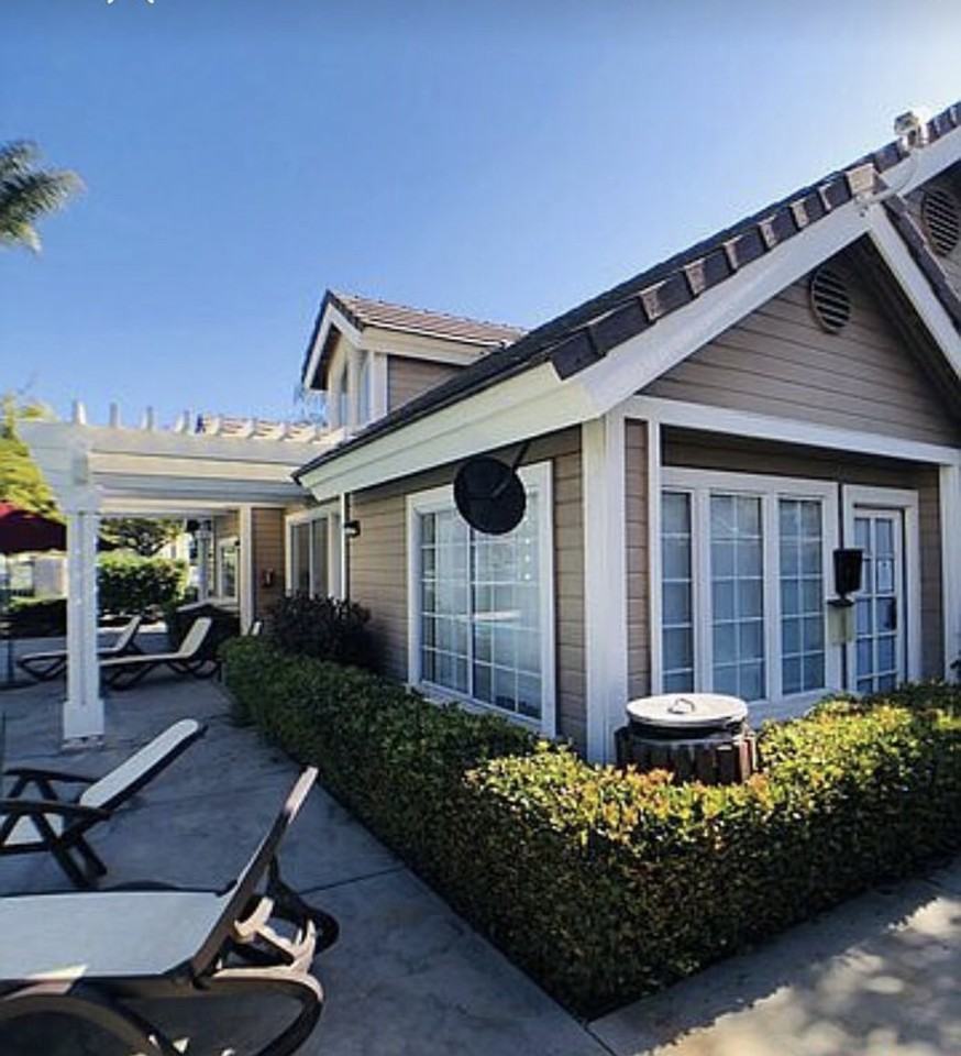 3855 Thorncraft Lane #B - Photo 7 of 7