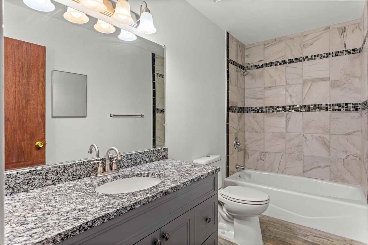 3767 Heritage Pkwy #3767C - Photo 4 of 11