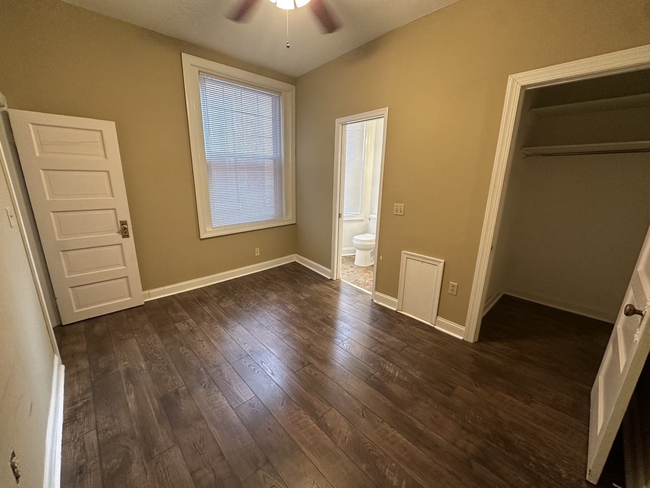 224 W 14th St #2 - Photo 6 of 9