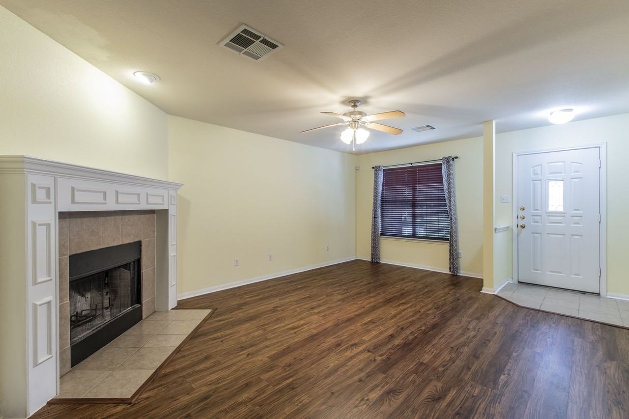 413 Big Timber Dr #1 - Photo 3 of 36