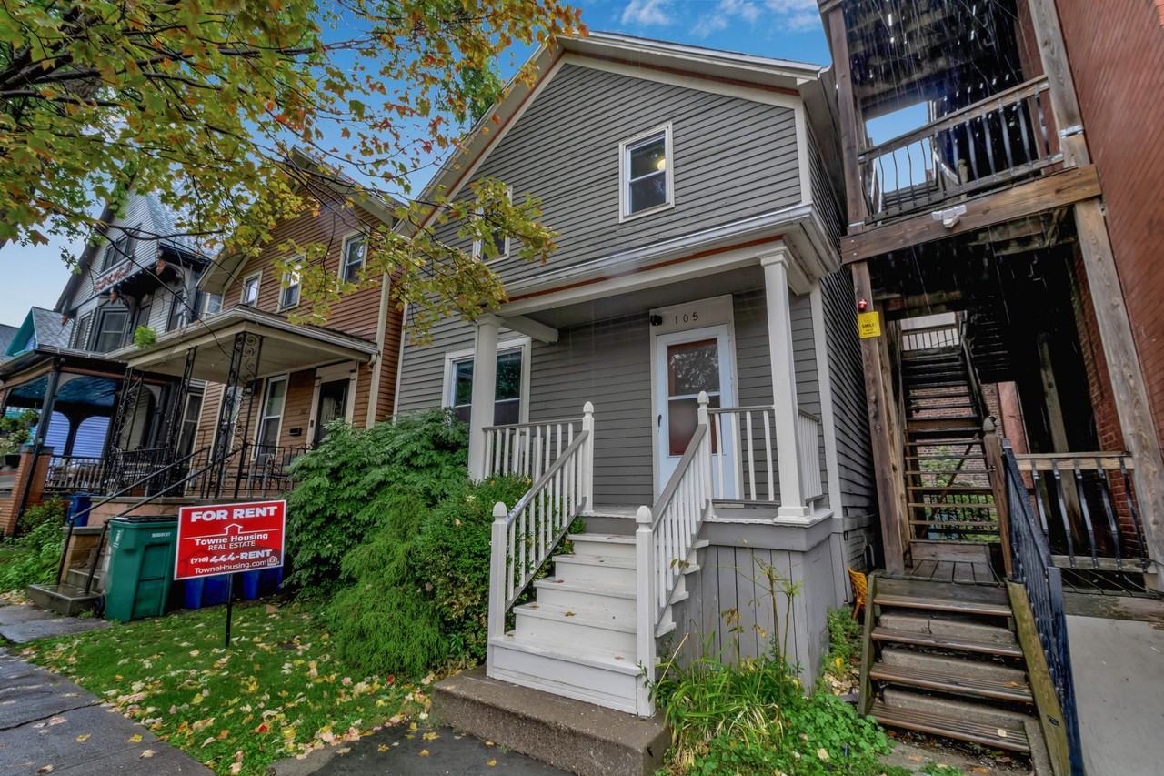 105 Mariner St #1 - Photo 3 of 39