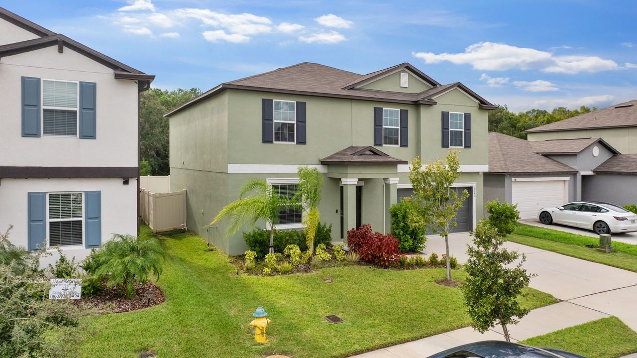 1742 Red Loop #1 - Photo 3 of 42