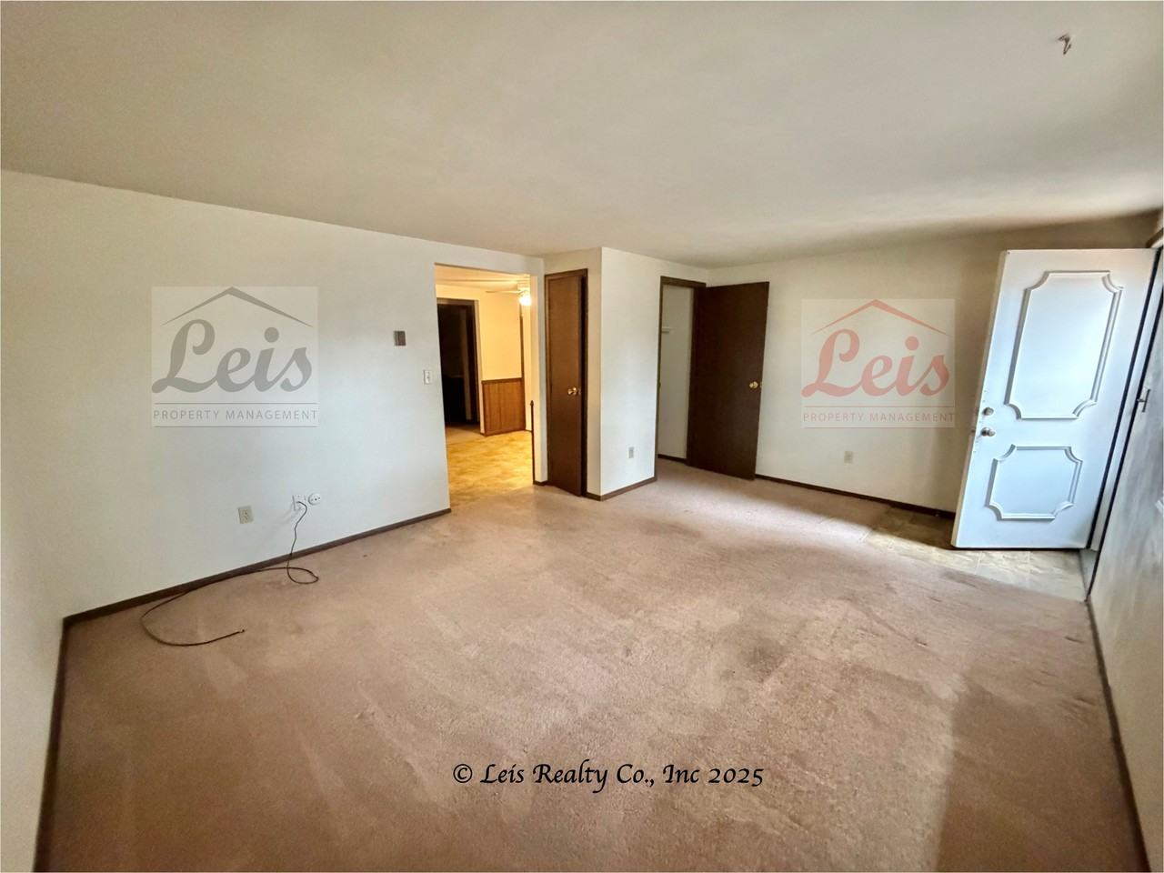 1525 Saratoga Dr #1 - Photo 2 of 17