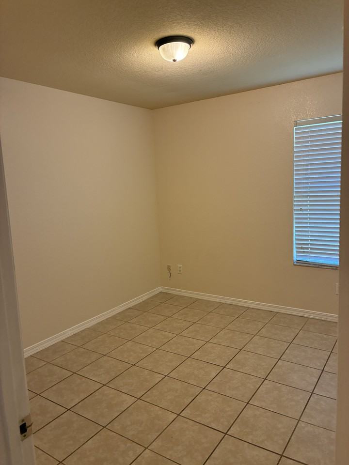 6132 East Quitman Street #1 - Photo 7 of 12