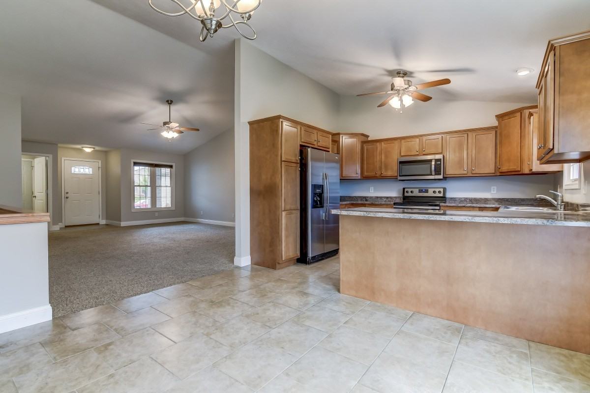 2909 South Cindy Lane #1 - Photo 4 of 9