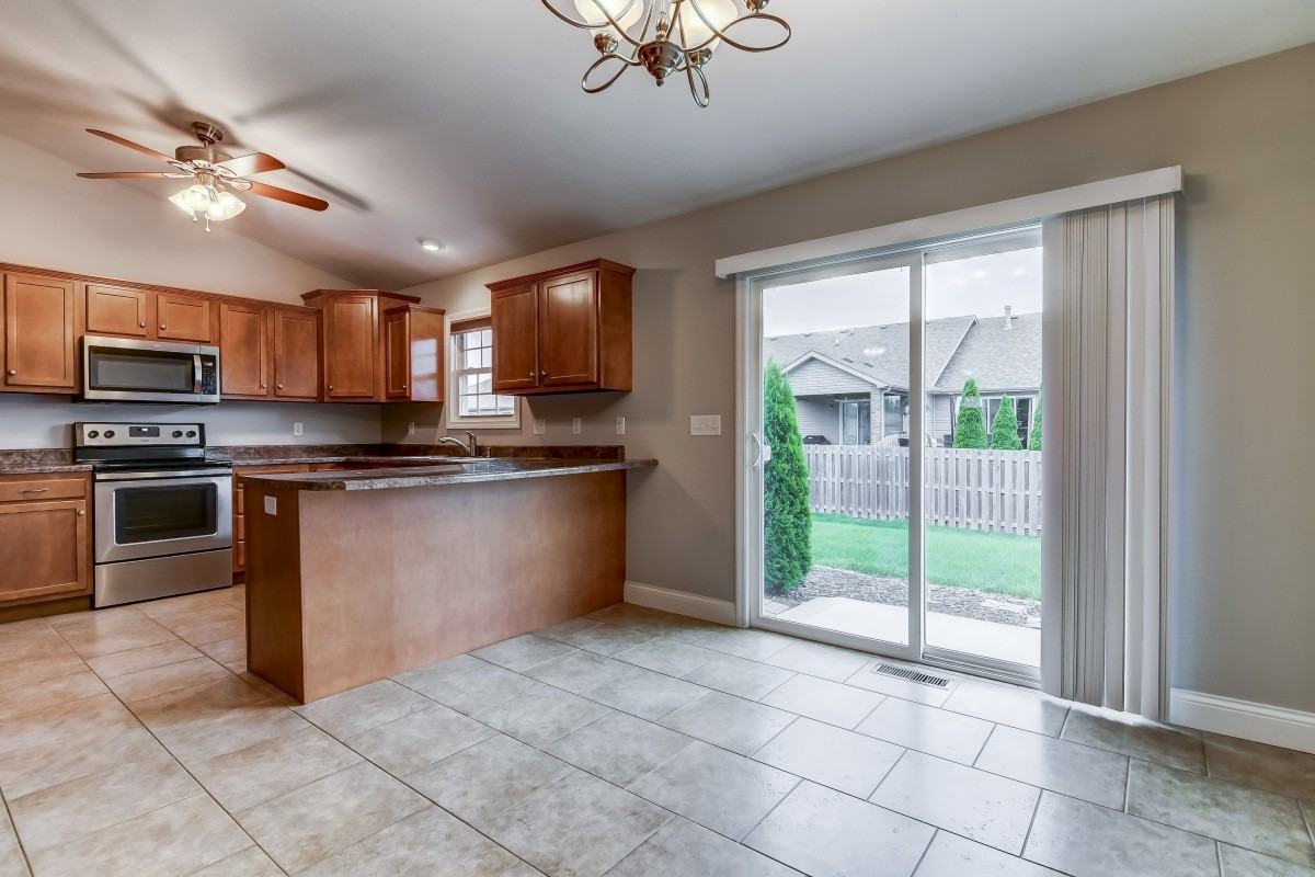 2909 South Cindy Lane #1 - Photo 5 of 9