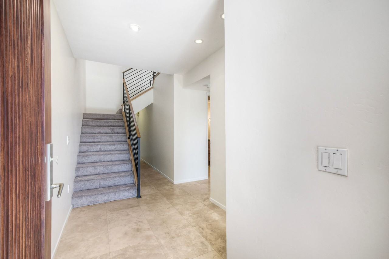 2239 Del Mar Scenic Parkway #1 - Photo 4 of 42