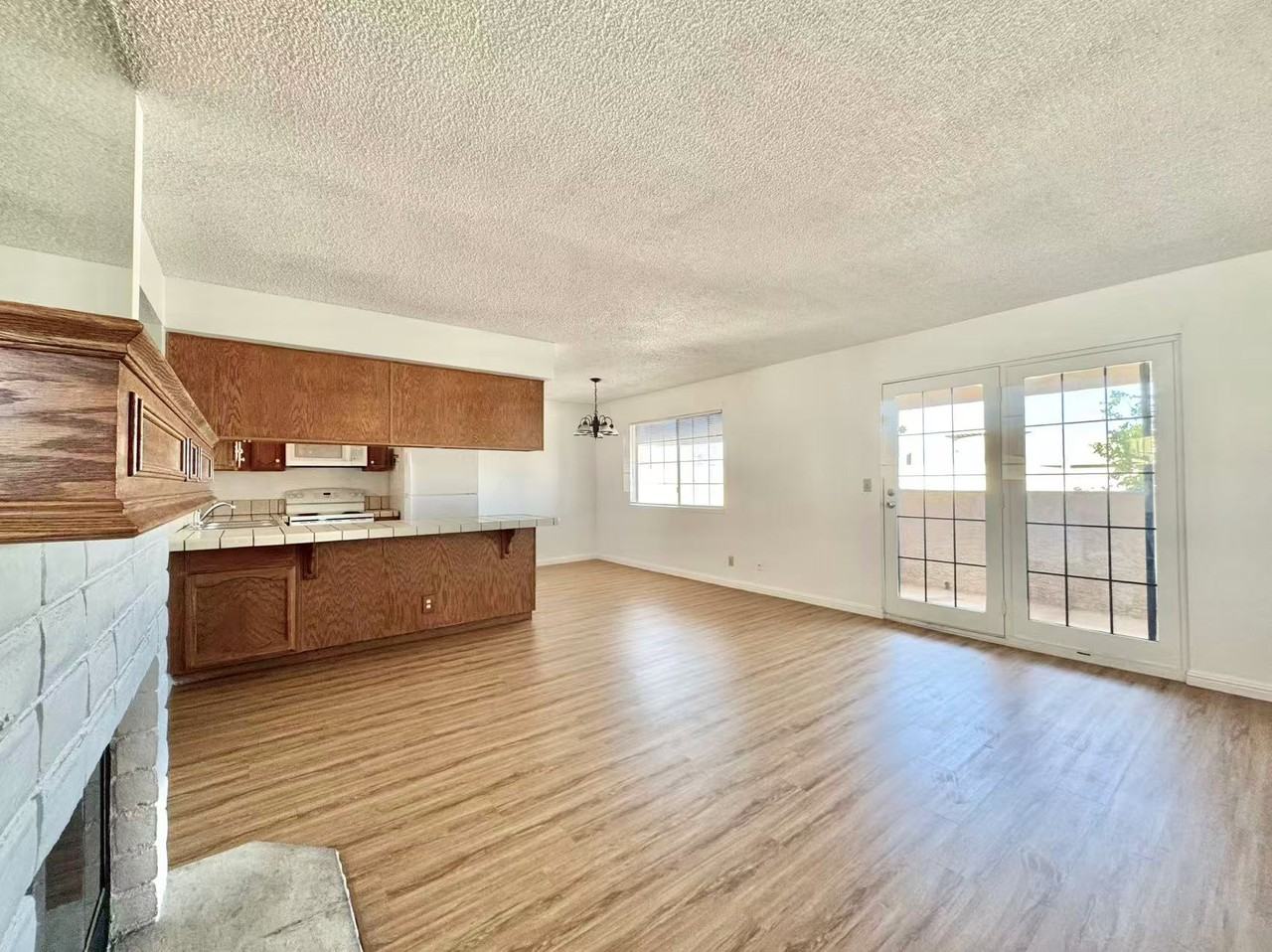 4310 Sanderling Cir #104 - Photo 3 of 20