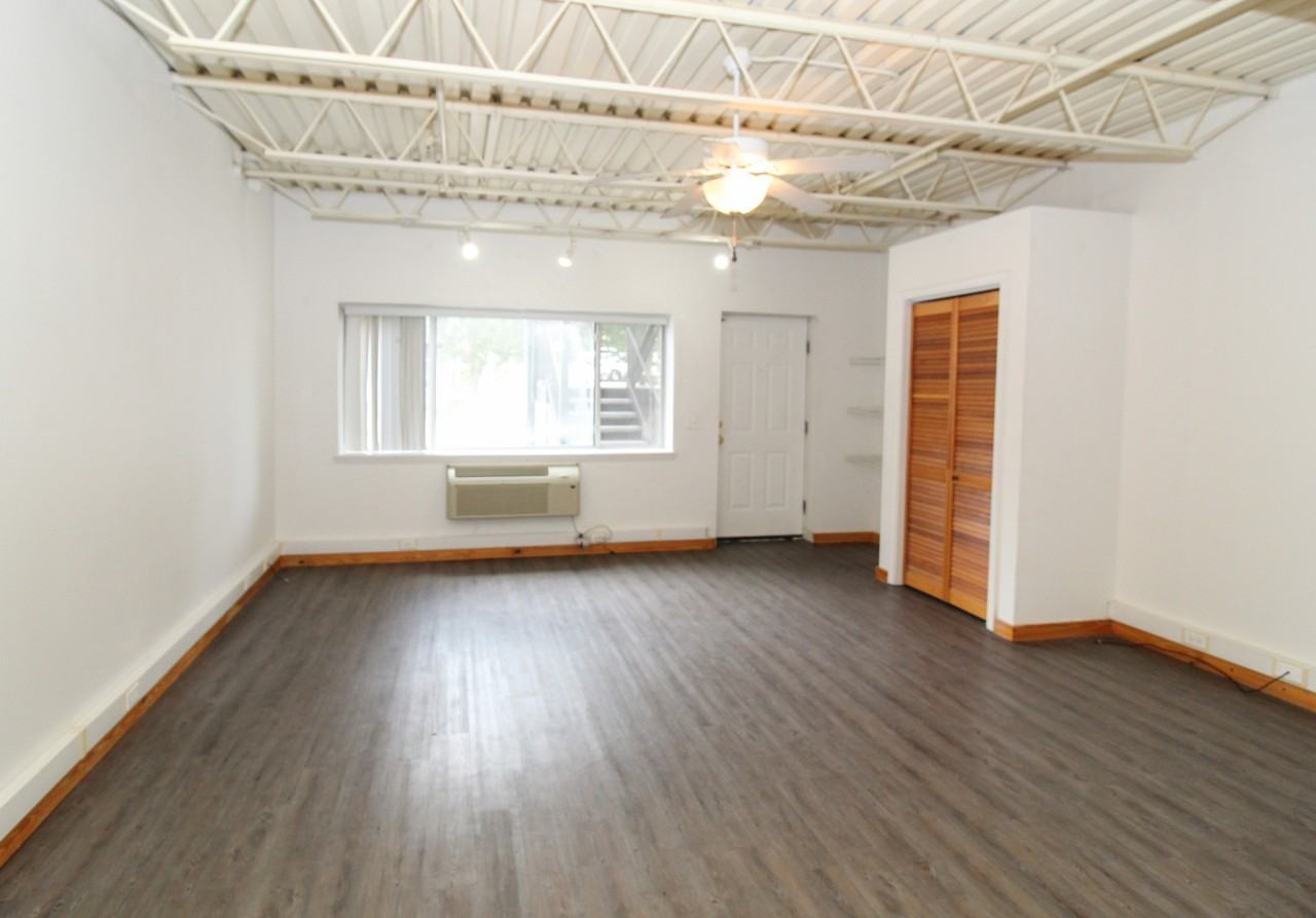 1033 North Molly Court #1033MC - Photo 5 of 10