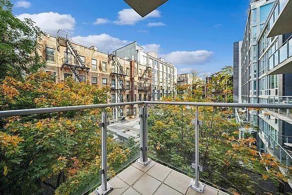 East 13th Street #4D - Photo 3 of 20