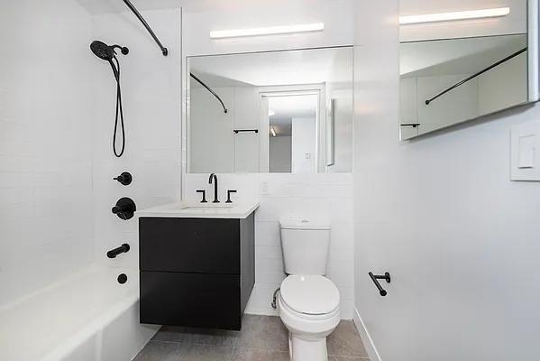 East Houston Street #10F - Photo 5 of 20