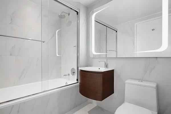 East 12th Street #4D - Photo 4 of 6