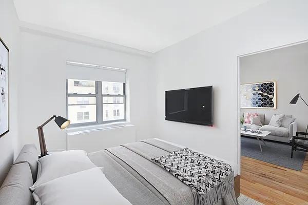 East 8th Street #4E - Photo 2 of 20