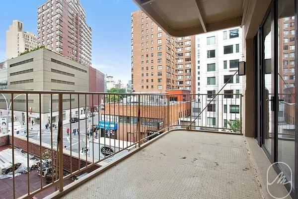 4th Avenue #6C - Photo 3 of 20