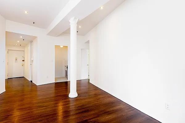 4th Avenue #5H - Photo 3 of 20