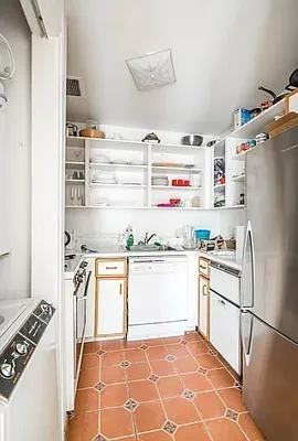 East 13th Street #3B - Photo 3 of 11