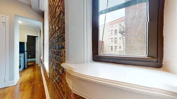 East 13th Street #14 - Photo 6 of 20