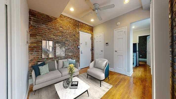 East 13th Street #14 - Photo 7 of 20