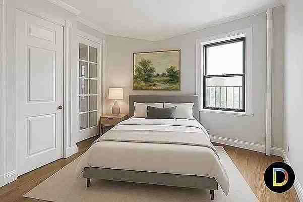 East 13th Street #10 - Photo 3 of 20