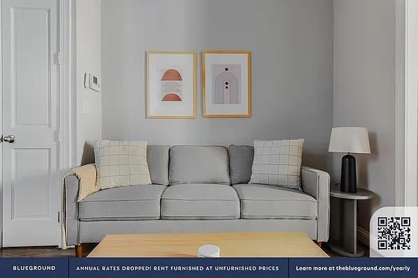 East 5th Street #B1 - Photo 3 of 20