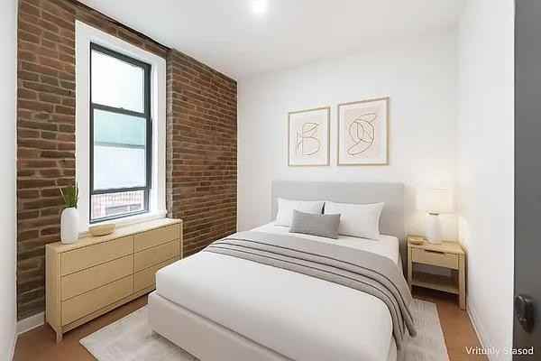 East 5th Street #5E - Photo 2 of 3