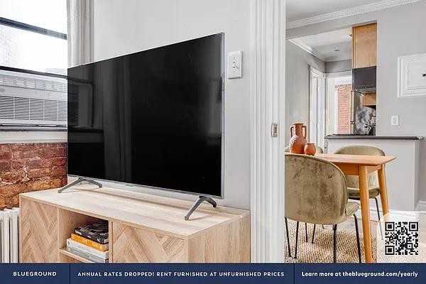 East 13th Street #3A - Photo 3 of 20