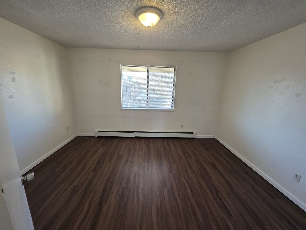 487 Tracy Drive #1 - Photo 4 of 9