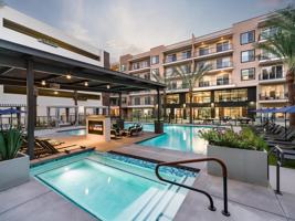 featured image of 14811 North Kierland Boulevard