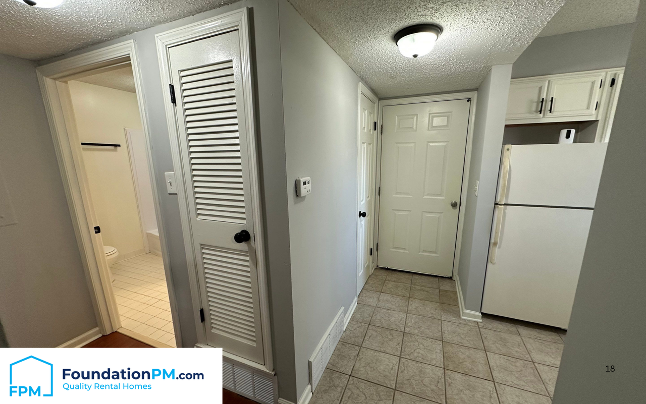 34 N Idlewild St #3 - Photo 5 of 9