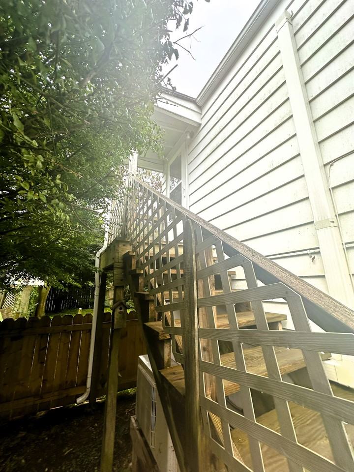 2017 Colorado Avenue #B - Photo 4 of 5