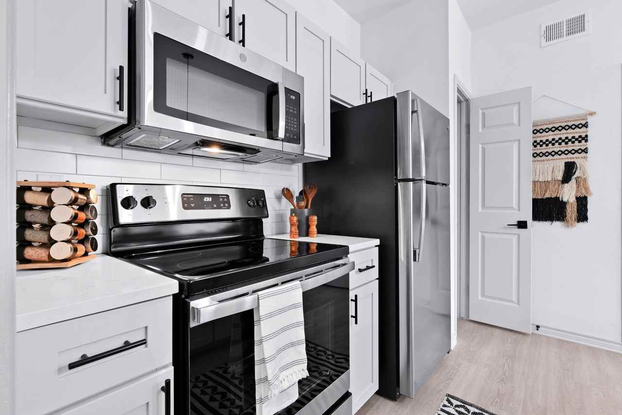 Anthem Town East - Photo 2 of 45