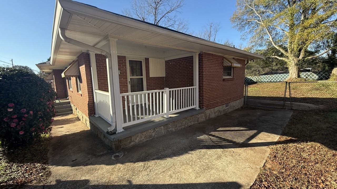 249 Wayne Ave #1 - Photo 4 of 22