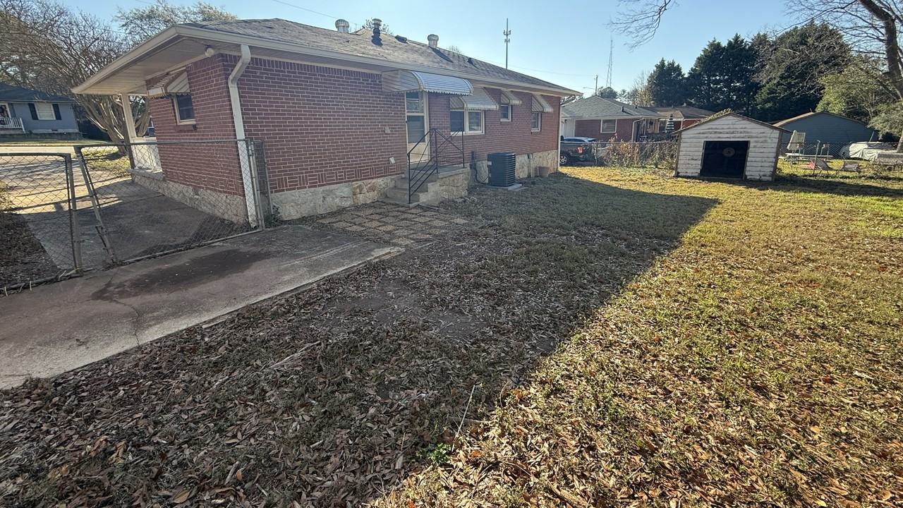 249 Wayne Ave #1 - Photo 5 of 22