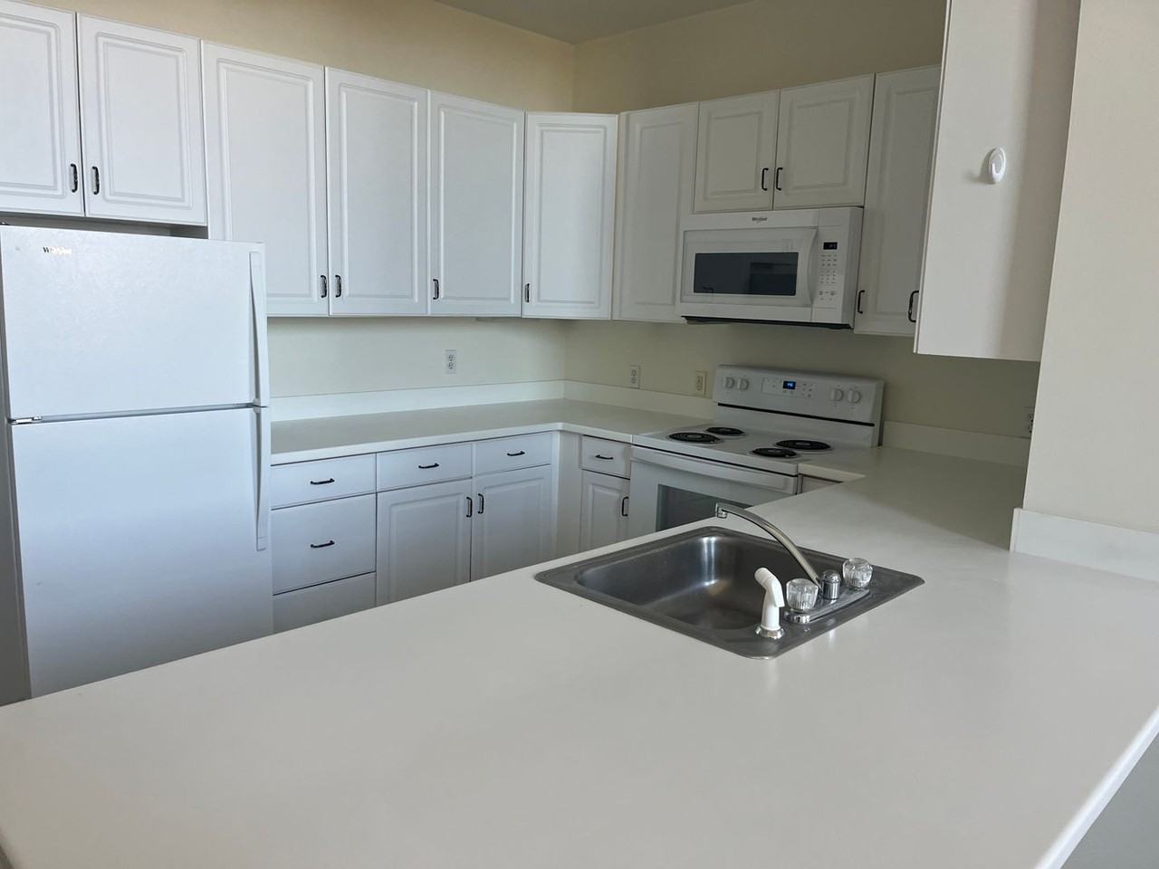 Schoolhouse Apartments - Photo 3 of 6