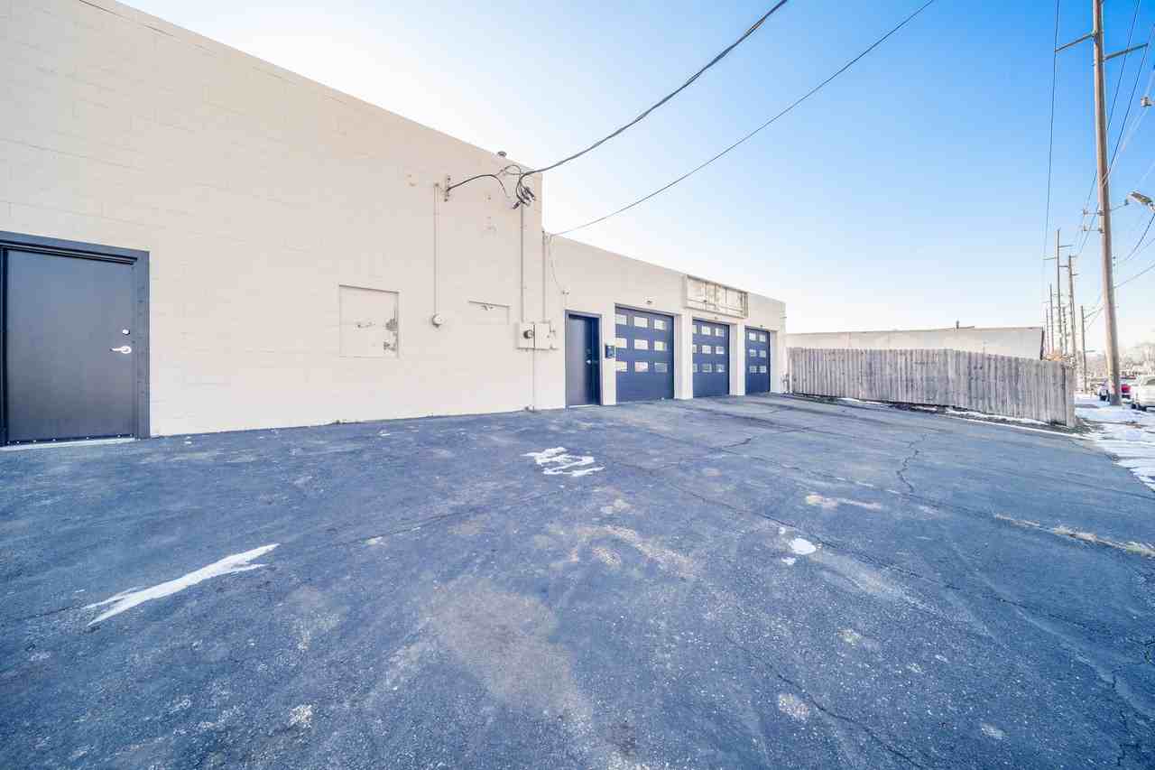 2039 E Minnesota St #2039 - Photo 2 of 14