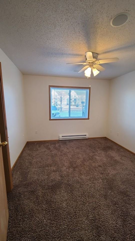 5002 16th Ave S - Photo 6 of 37