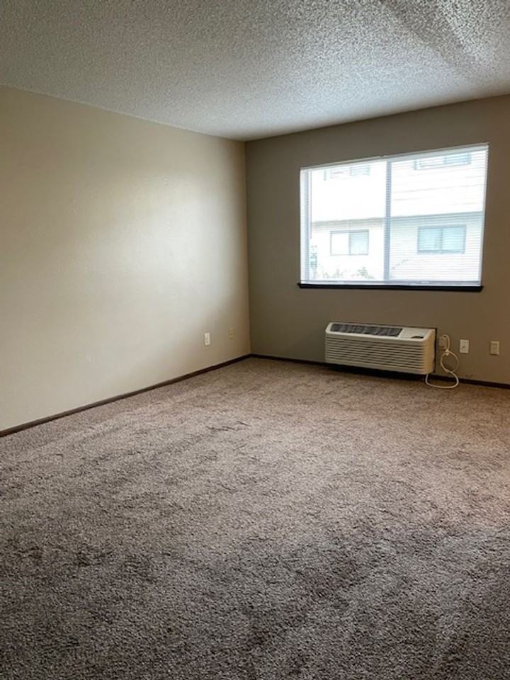 Coulee Columbia View Apartments - Photo 3 of 18