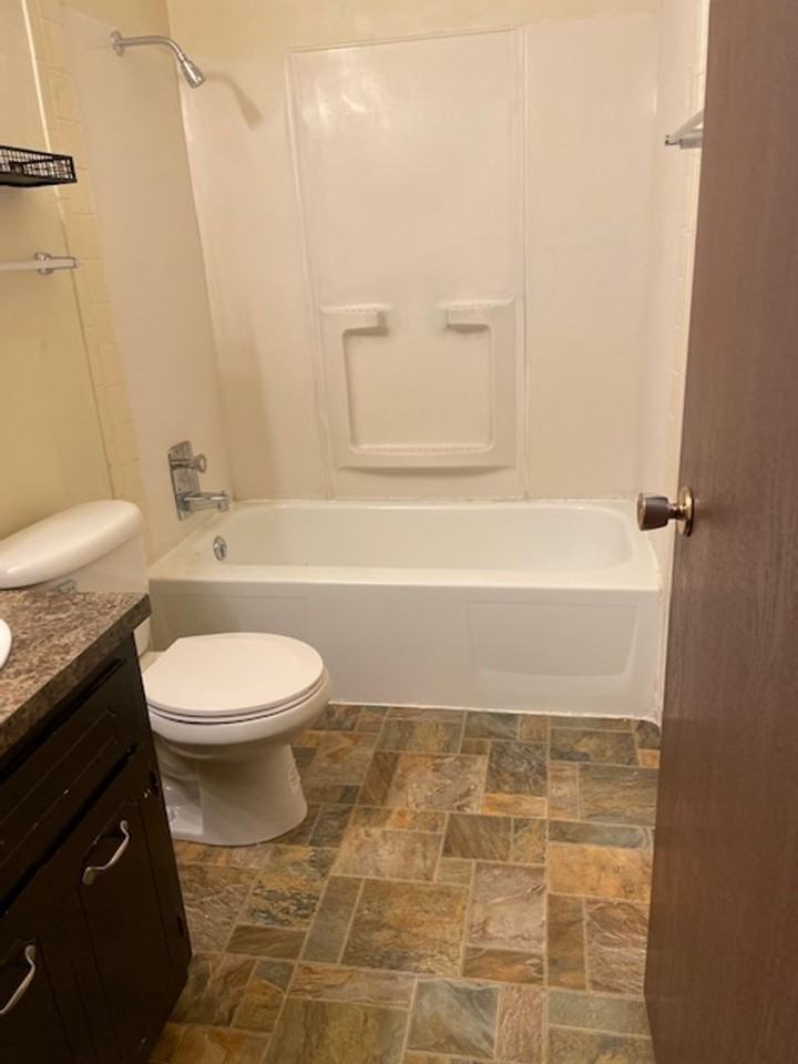 Coulee Columbia View Apartments - Photo 6 of 18