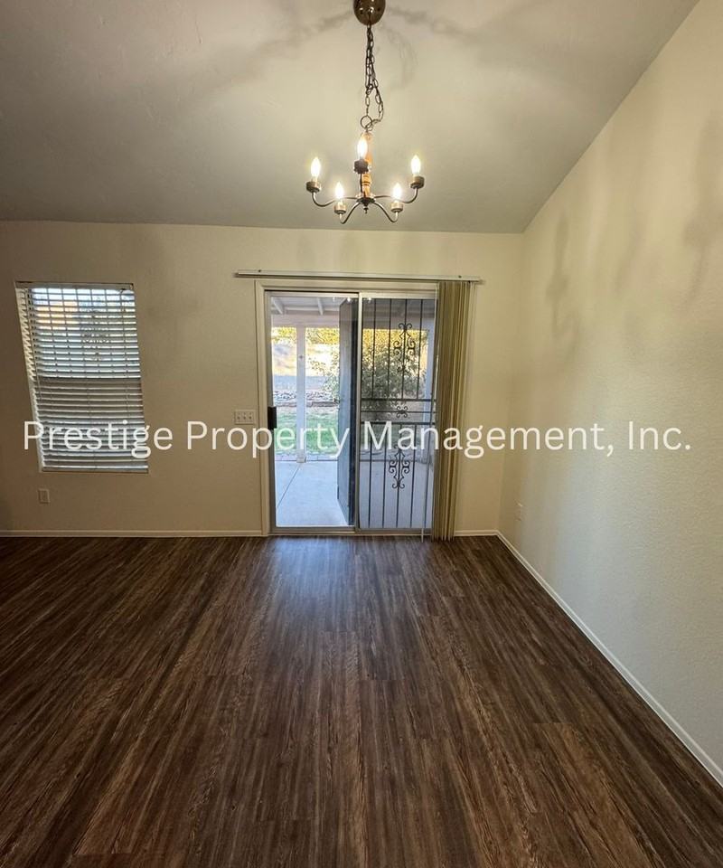 4040 W Keeler St - Photo 4 of 20