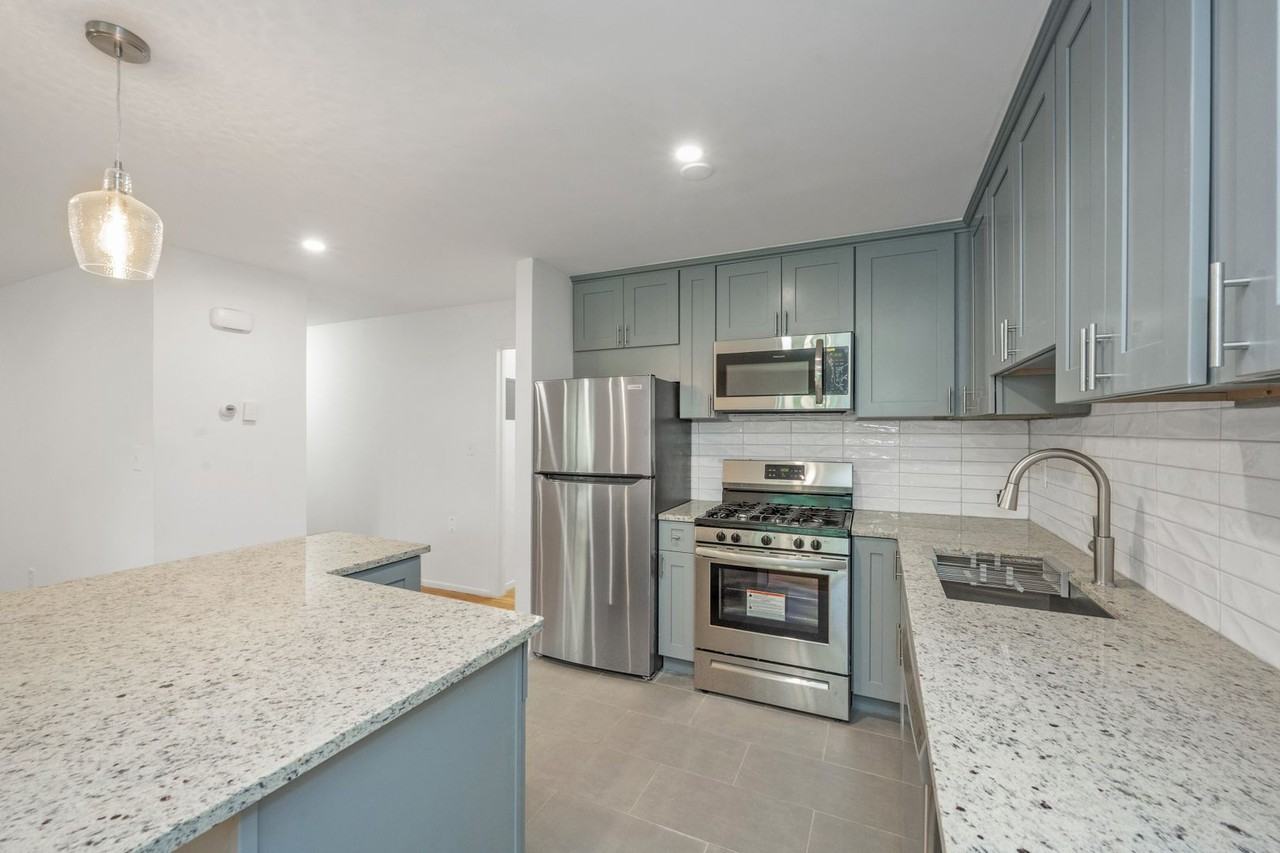 Parkside Apartments at Croton On Hudson - Photo 4 of 15