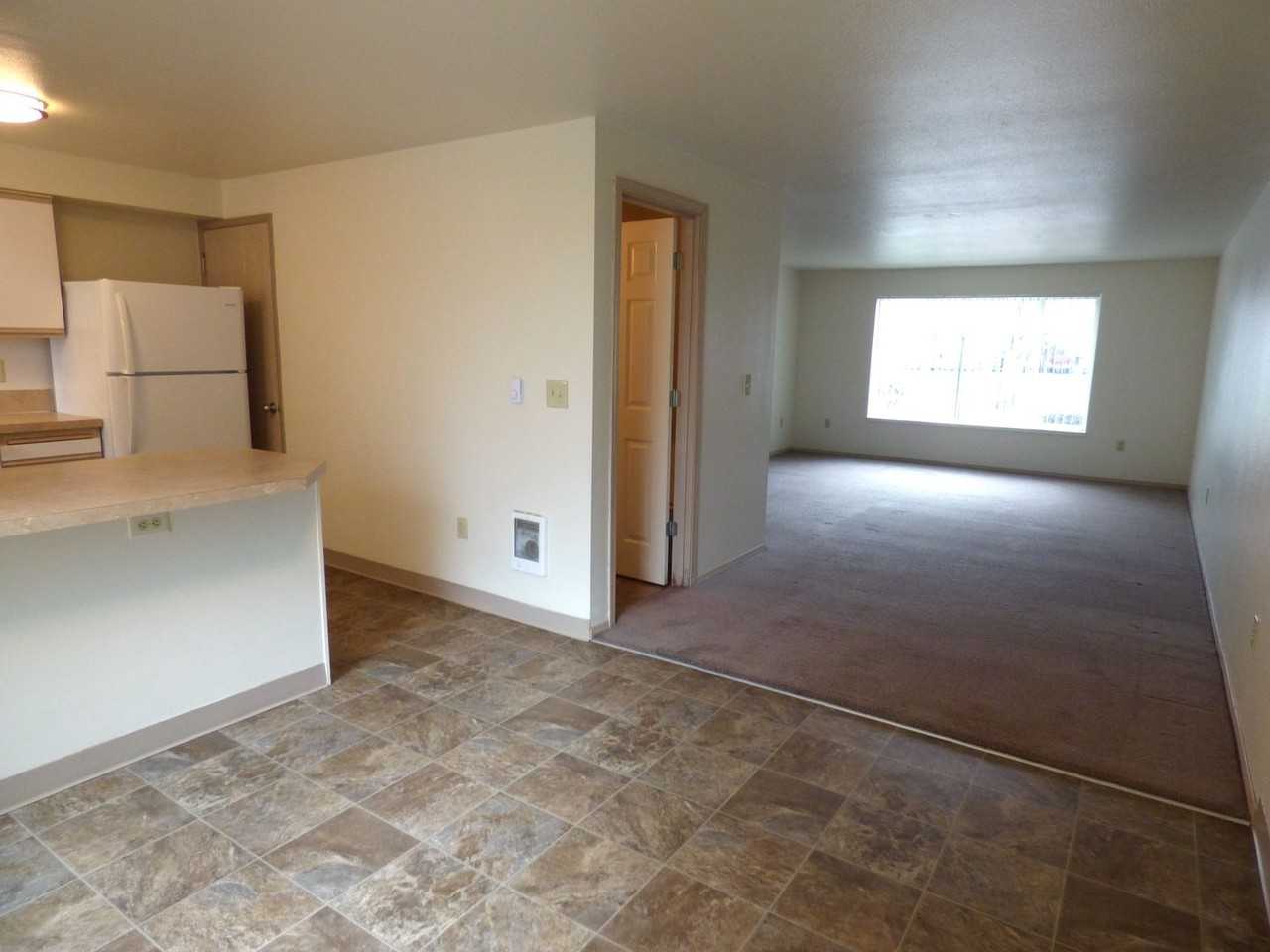 Parkview Manor Apartments - Photo 6 of 31