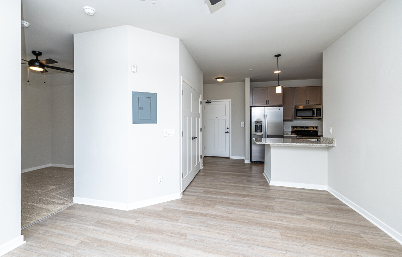 1211 Riesch Road - Photo 4 of 18